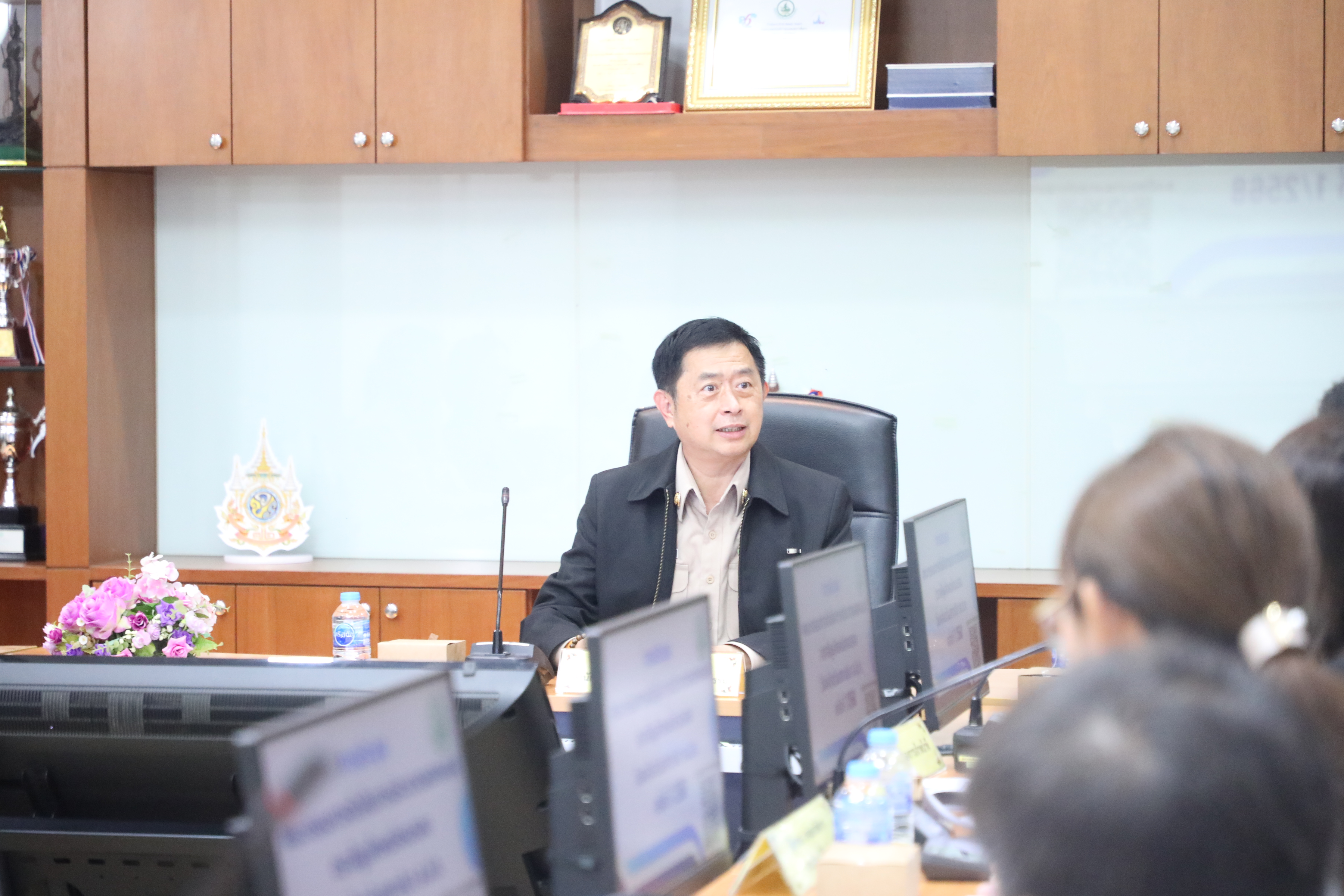 title - ส.ป.ก. ประชุมคณะกรรมการตัดสินการประกวดออกแบบตราสัญลักษณ์ครบรอบวันคล้ายวันสถาปนา ส.ป.ก. ครั้งที่ 1/2568